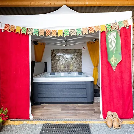 Holiday home Romantique Avec Jacuzzi Privatif - Centerparc A Proximite Mouterre-Silly